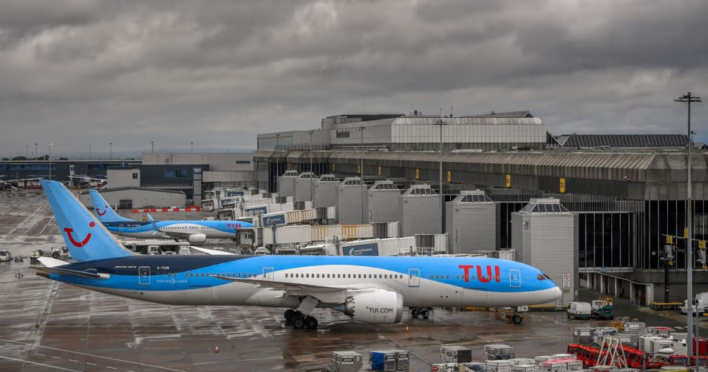 TUI Flight BY6754 Emergency Landing