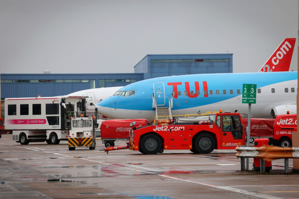 TUI Flight BY6754 Emergency Landing